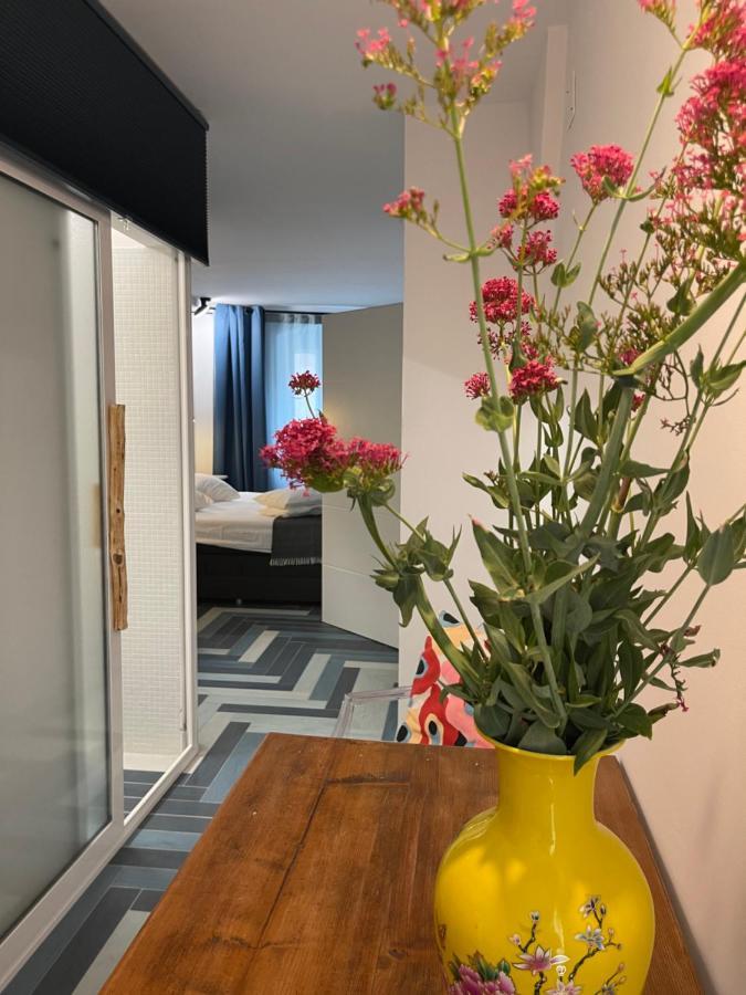 Cres B Studio Apartman ภายนอก รูปภาพ